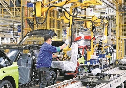 上汽通用五菱组装车间